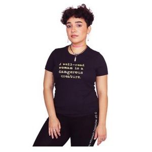 Bookish tee